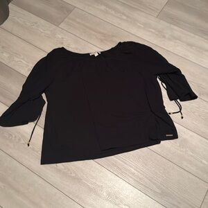 Michael Kors peasant top… Three-quarter bell sleeves worn once… Black and gold